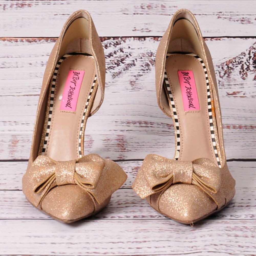 Betsey Johnson Gold Glitter Heels with Bow, Size 7 - Picture 1 of 8